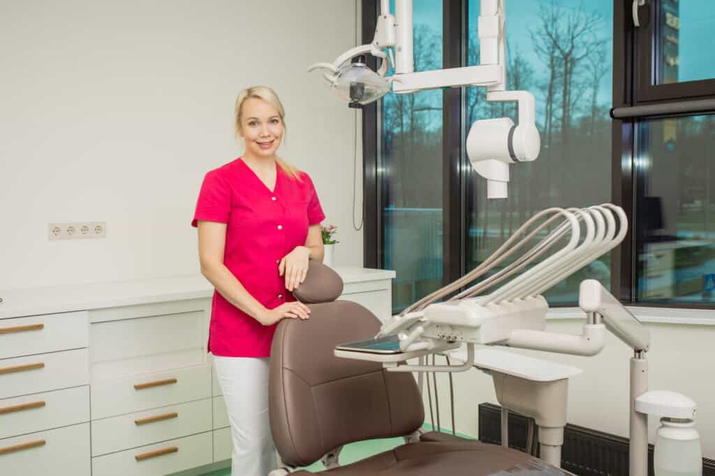 Dr. Laura-Maria Riit liitus meie meeskonnaga - Viimsi Hambakliinik